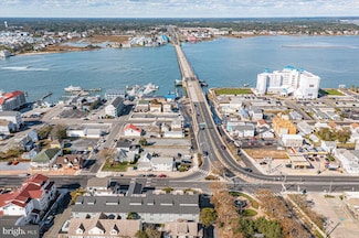 109 Caroline St Unit 209, Ocean City, MD 21842