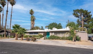 125 Rancho Vista Dr, Las Vegas, NV 89106