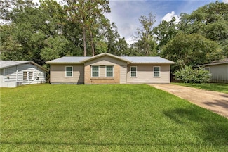902 Memory Ln, Mobile, AL 36608