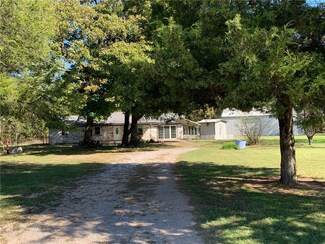 51501 S 590 Rd, Colcord, OK 74338