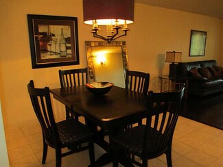 175 Hoffman Ave Unit 302, Cranston, RI 02920