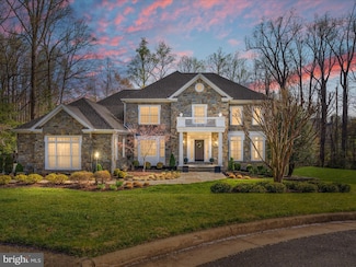 10554 Fox Forest Dr, Great Falls, VA 22066