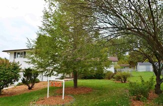 2310 Parkcrest Dr, Fort Wayne, IN 46825