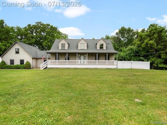 485 N Hadley Rd, Ortonville, MI 48462