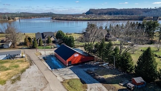 63 River St, Gallipolis, OH 45631
