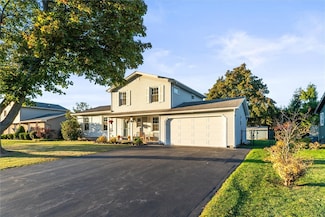 225 Carmas Dr, Rochester, NY 14626