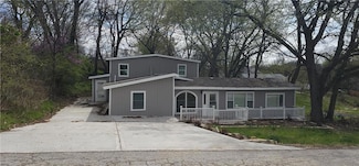 1311 W Kentucky Ave, Independence, MO 64054