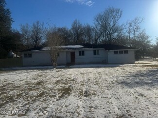 703 Perry Dr, Abbeville, LA 70510