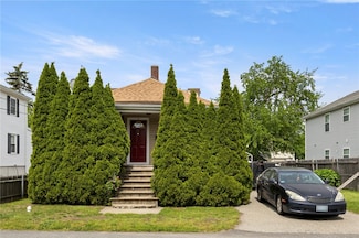 22 Parsons St, East Providence, RI 02914