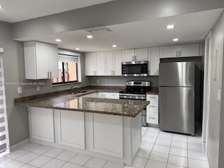 8430 NW 8th St Unit B4, Miami, FL 33126
