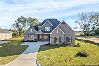 227 Laurel Branch Dr, Dothan, AL 36305