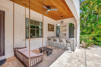 17710 Cadena Dr, Boca Raton, FL 33496