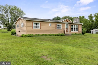 118 Oakhill Rd, Carlisle, PA 17015