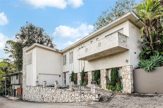 2434 Sundown Dr, Los Angeles, CA 90065