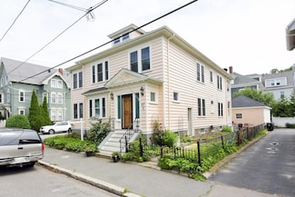 27 Ocean Ave Unit 1, Salem, MA 01970