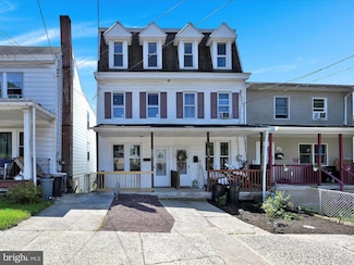 805 Pottsville St, Pottsville, PA 17901