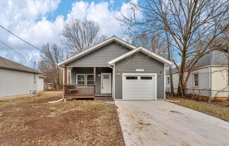 2129 W Wall St, Springfield, MO 65802
