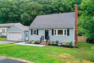 21 Woodside Rd, North Billerica, MA 01862