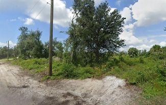 2091 Flagstaff Dr, Harbour Heights, FL 33983
