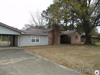 120 N Holcomb St, Mineral Point, AR 71851