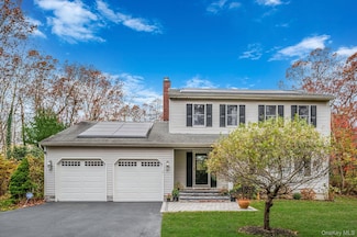 202 Gerard Rd, Yaphank, NY 11980