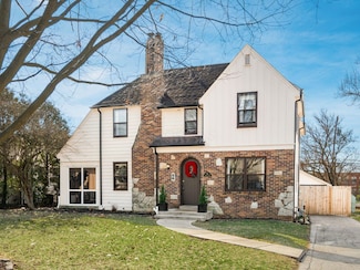 89 E Schreyer Place, Columbus, OH 43214