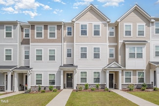 2708 Chert Ln, Raleigh, NC 27610