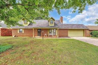 115 Mitchell Dr, Elk City, OK 73644
