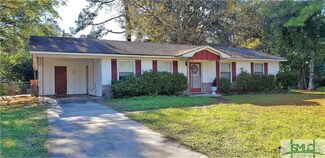 17 Paradise Dr, Savannah, GA 31406