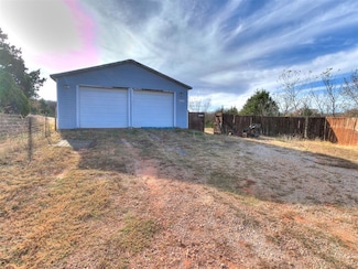 8500 Pecan Hills Rd, Noble, OK 73068