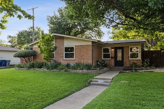 9705 Ash Creek Dr, Dallas, TX 75228