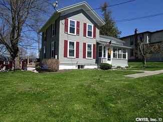 2665 Hamilton St, Weedsport, NY 13166