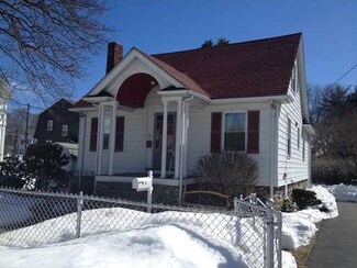 6 Anawan Ave, Saugus, MA 01906