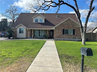 1204 Neal Pickett Dr, College Station, TX 77840