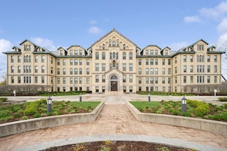 1041 Ridge Rd Unit 315, Wilmette, IL 60091