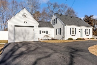 76 Pierce Rd, Rockland, MA 02370