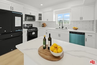 2700 Fletcher Dr Unit 3055, Los Angeles, CA 90039