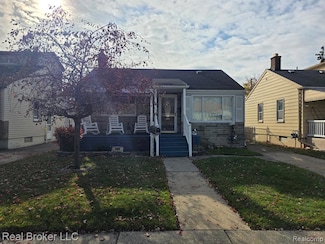 2355 Progress Ave, Lincoln Park, MI 48146