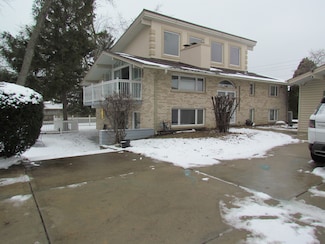 1600 S Meyers Rd, Lombard, IL 60148