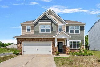 481 Zoe Bee Dr, Clover, SC 29710