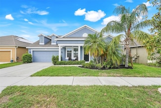 251 Blue Cypress Dr, Groveland, FL 34736