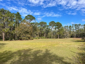 8615 Kenton Rd, Wesley Chapel, FL 33545