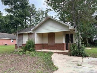 81 Knight Rd, Midway, FL 32343