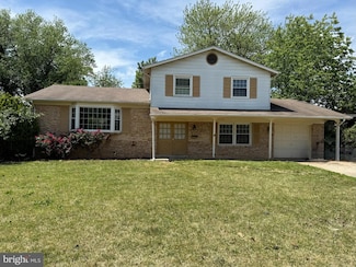 7905 Esther Dr, Oxon Hill, MD 20745