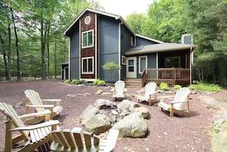 5515 Fox Run Rd, Pocono Pines, PA 18350