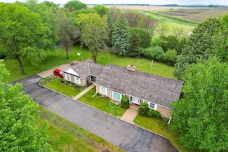 309 E Garfield St, Laurens, IA 50554