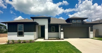 300 Treadwell Ln, Kyle, TX 78740