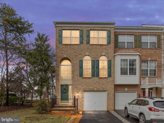 10121 Pale Rose Loop, Bristow, VA 20136