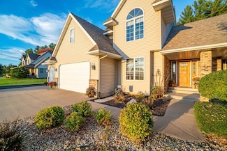 328 Nordveien Dr, Boyceville, WI 54725