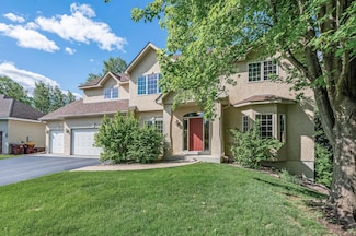 505 Chapel Ct, Saint Paul, MN 55121